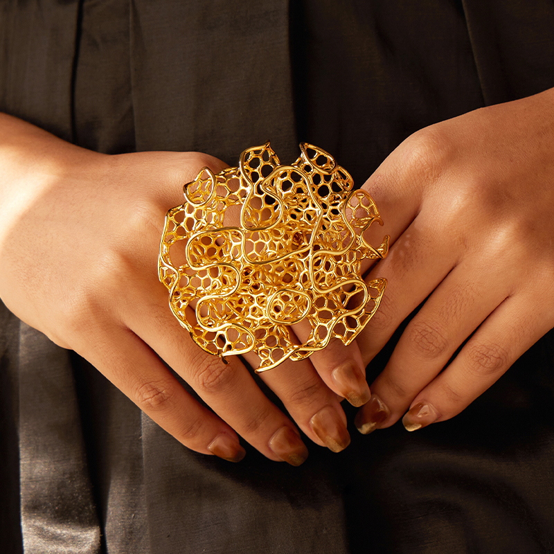 IVOG Hollow Out 18K Gold Plate - đánh giá và giá Women'S Fashion Website