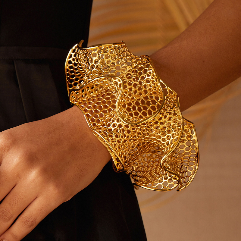 IVOG Petals Design Gold Color  - đánh giá và giá Women'S Fashion Website