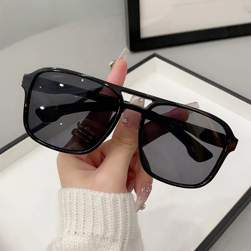 Square Double Bridges Sunglass - đánh giá và giá Women Fashion Glasses