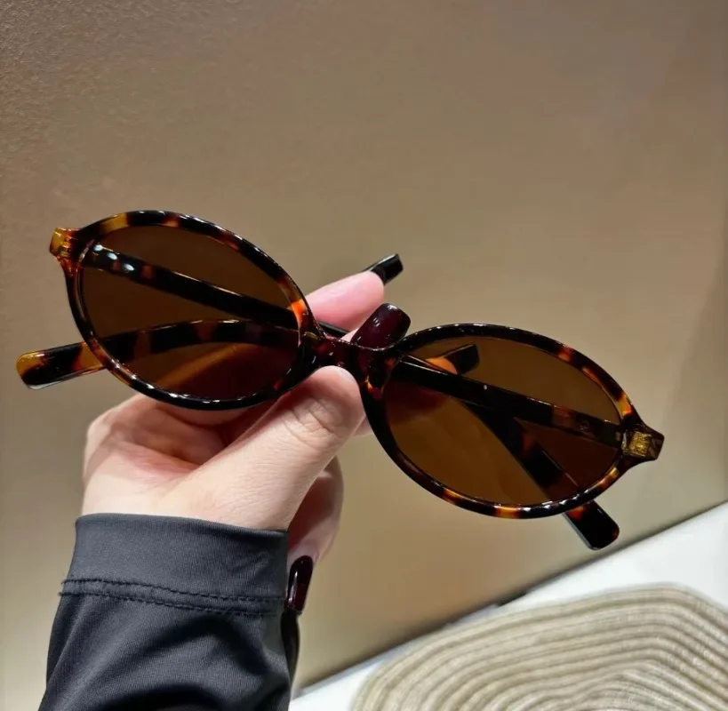 New Oval Shape Sunglasses Clas - đánh giá và giá Women Fashion Glasses